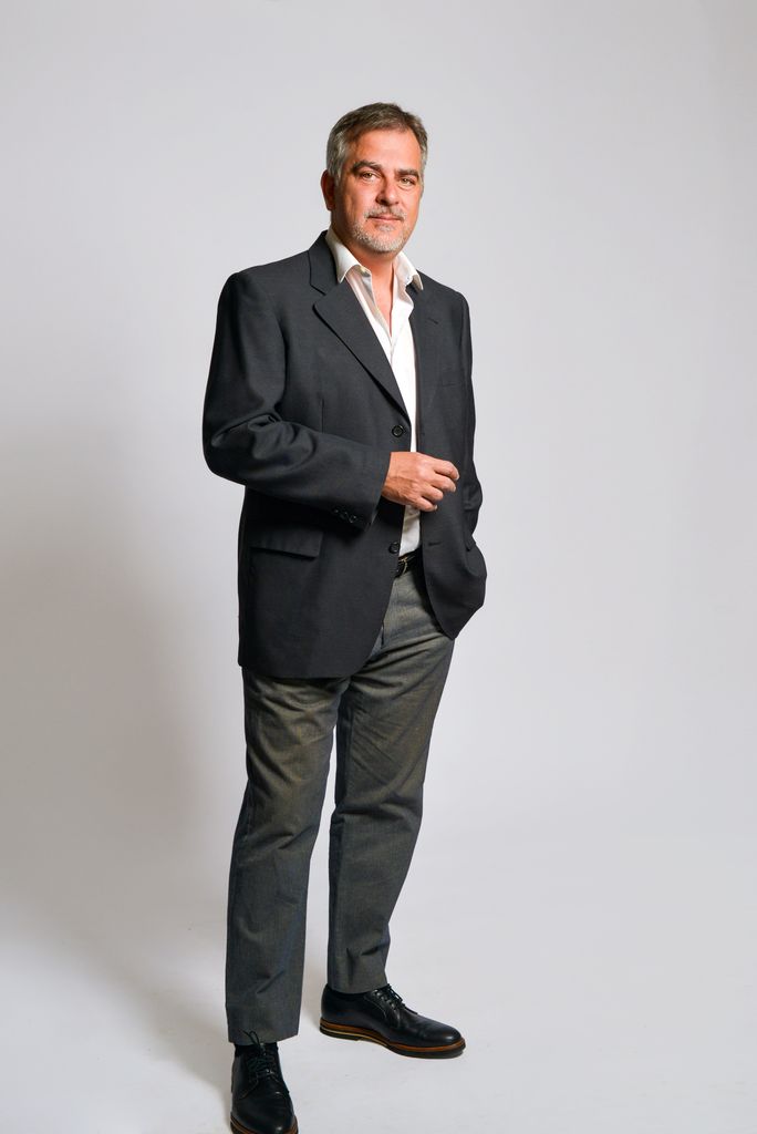 Juan Pablo Manso Noguerales en el estudio de Radio Libertad 107.0 FM